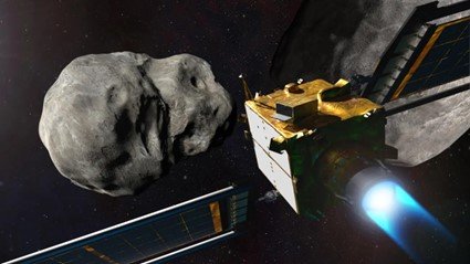 NASAによるDART探査機の小惑星への衝突イメージ